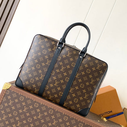 LV 25S PORTE- DOCUMENTS VOYAGE 41 IN BROWN AND BLACK EMBOSSED DAMIER INFINI CALFSKIN
