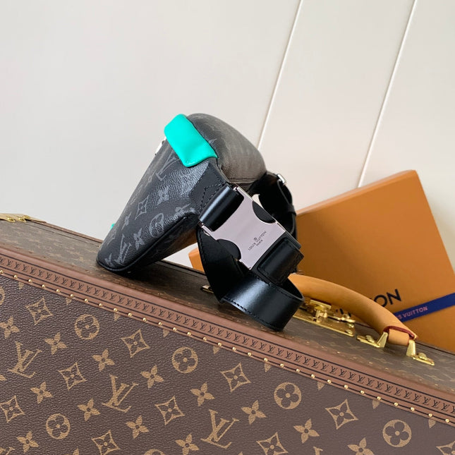LV 25S DISCOVERY BUMBAG 44 IN BLACK AQUA MONOGRAM ECLIPSE CANVAS AND CALFSKIN