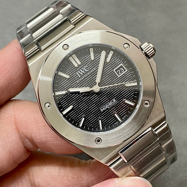 INGENIEUR AUTOMATIC 40 SILVER STAINLESS STEEL CASE WITH BLACK DIAL