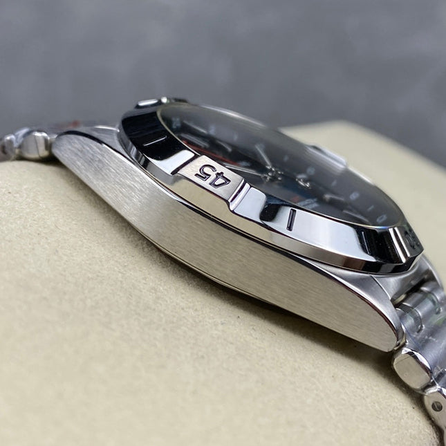 CHRONOMAT AUTOMATIC GMT 40 ALL STEEL BLACK DIAL