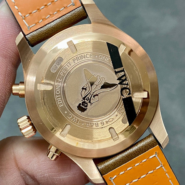 PILOT’S WATCH EDITION 43 MM ROSE GOLD CASE WITH CIDER BROWN LEATHER STRAP