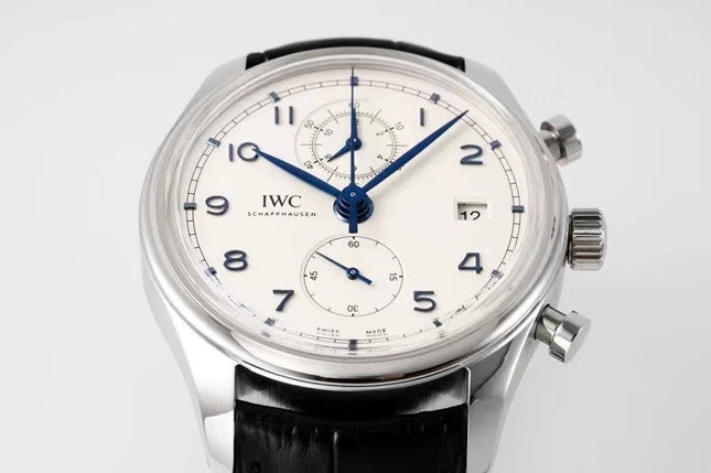PORTUGIESER CHRONOGRAPH CLASSIC 42 MM SILVER CASE WITH BLACK LEATHER STRAP AND WHITE DIAL