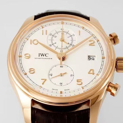 PORTUGIESER CHRONOGRAPH CLASSIC 42 MM GOLD CASE WITH BROWN LEATHER STRAP
