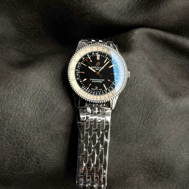NAVITIMER AUTOMATIC 41 STEEL BEZEL BLACK AND WHITE DIAL