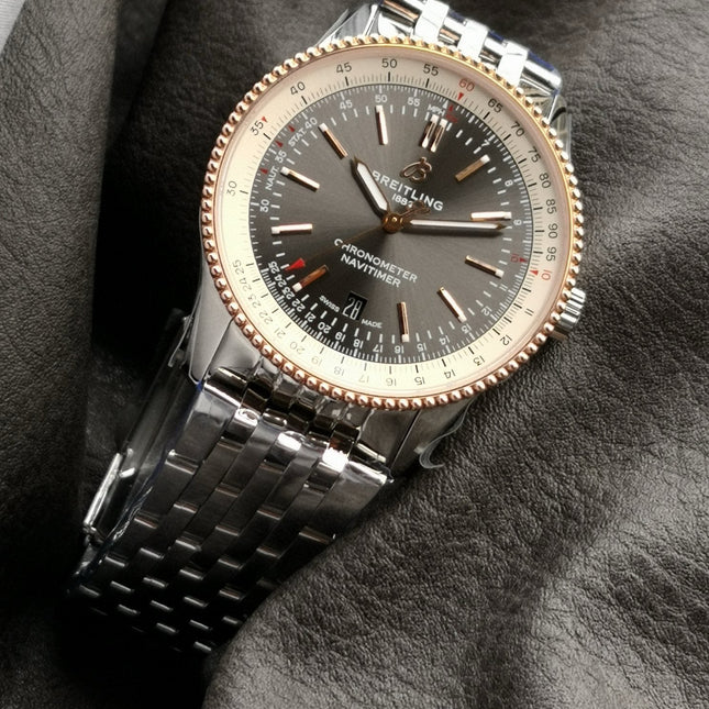 NAVITIMER AUTOMATIC 41 RED GOLD BEZEL WHITE AND BLACK DIAL