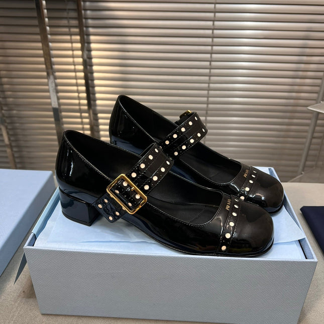 MARY JANE PUMPS IN BLACK GLOSSY CALFSKIN