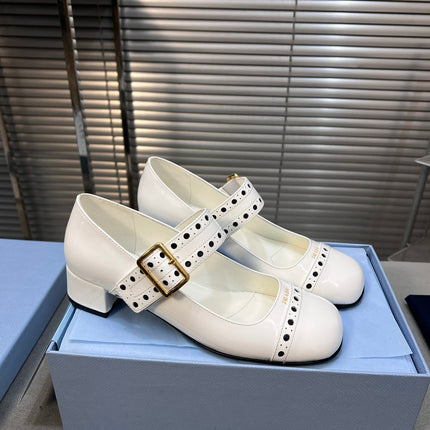 MARY JANE PUMPS IN WHITE GLOSSY CALFSKIN