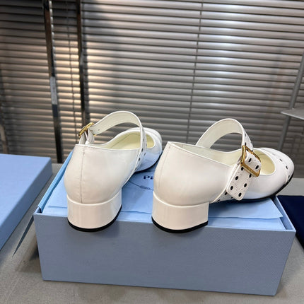 MARY JANE PUMPS IN WHITE GLOSSY CALFSKIN