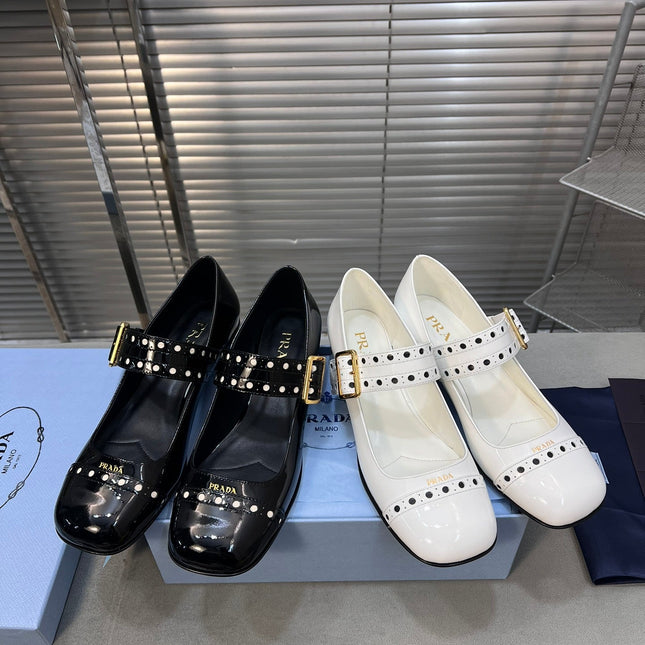 MARY JANE PUMPS IN WHITE GLOSSY CALFSKIN