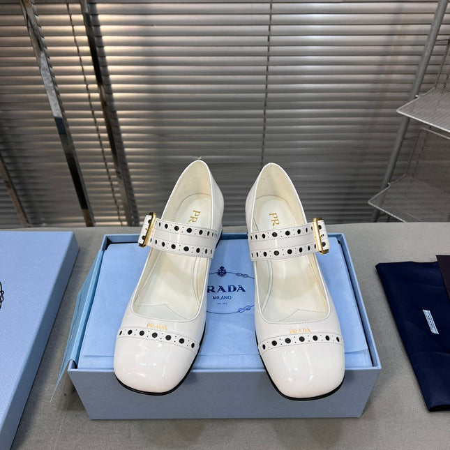 MARY JANE PUMPS IN WHITE GLOSSY CALFSKIN