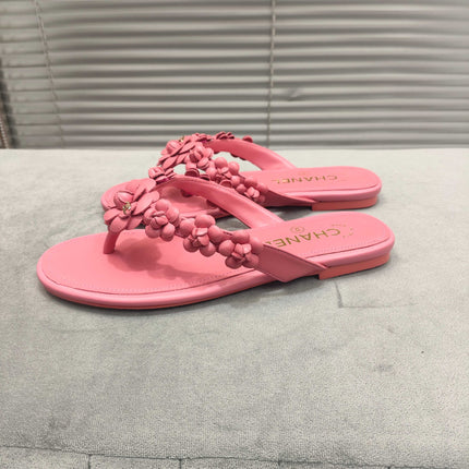 THONG SLIPPERS CAMELLIA IN  PINK CALFSKIN