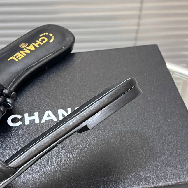 SLIPPERS CAMELLIA IN BLACK CALFSKIN