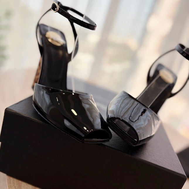 LA SCANDALE HIGH 10 CM WEDGE SANDALS IN BLACK PATENT LEATHER