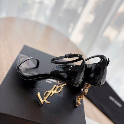 CLASSIC HIGH HEELS 10 CM IN BLACK PATENT CALFSKIN