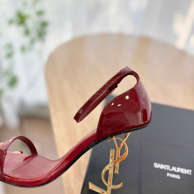 CLASSIC HIGH HEELS 10 CM IN CRIMSON RED PATENT CALFSKIN