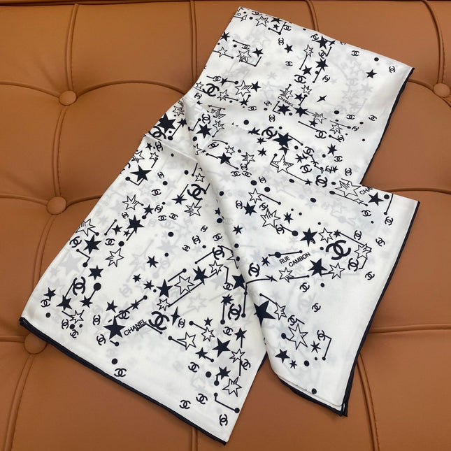 CHANEL 25S SCARF 90 IN SILK 704602