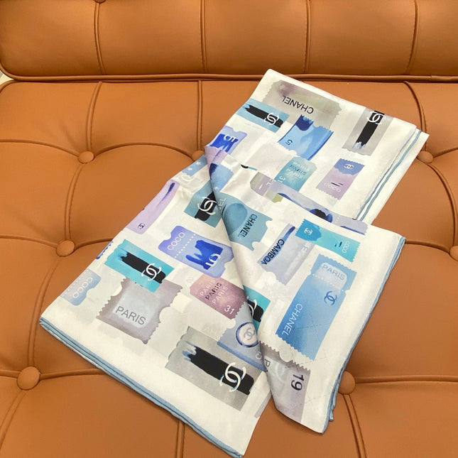 CHANEL 25S SCARF 90 IN SILK 703702