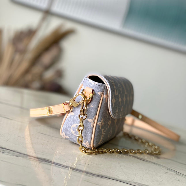 IVY 23 IN GRAY CREAM MONOGRAM TRIANON CANVAS GOLD HARDWARE