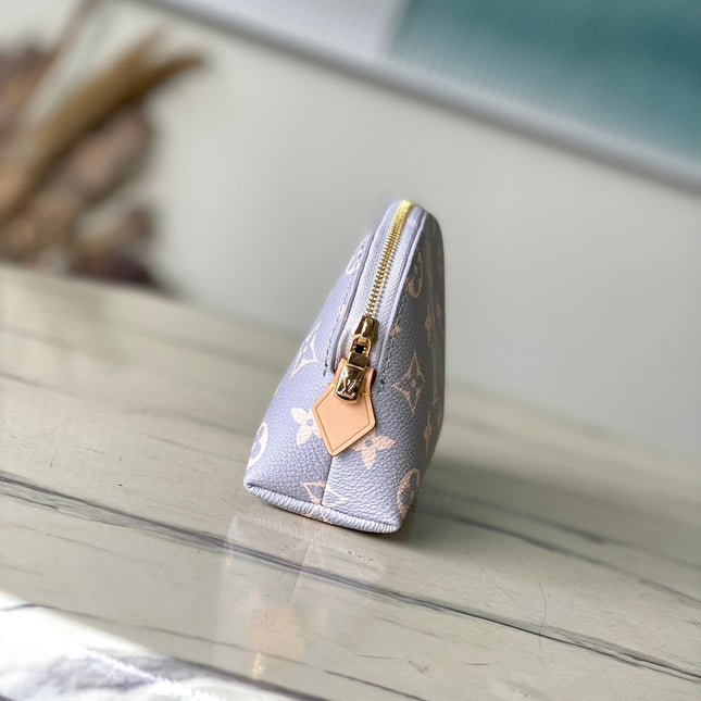 POCHETTE COSMÉTIQUE PM 19 IN GRAY CREAM MONOGRAM TRIANON CANVAS