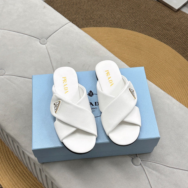 PRADA 25S SLIDE SANDALS IN WHITE CALFSKIN LOGO
