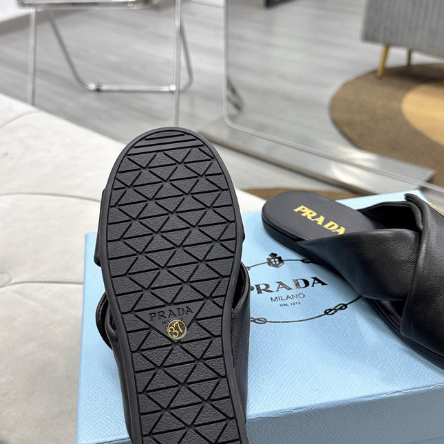 PRADA 25S SLIDE SANDALS IN BLACK CALFSKIN LOGO