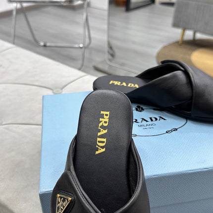 PRADA 25S SLIDE SANDALS IN BLACK CALFSKIN LOGO
