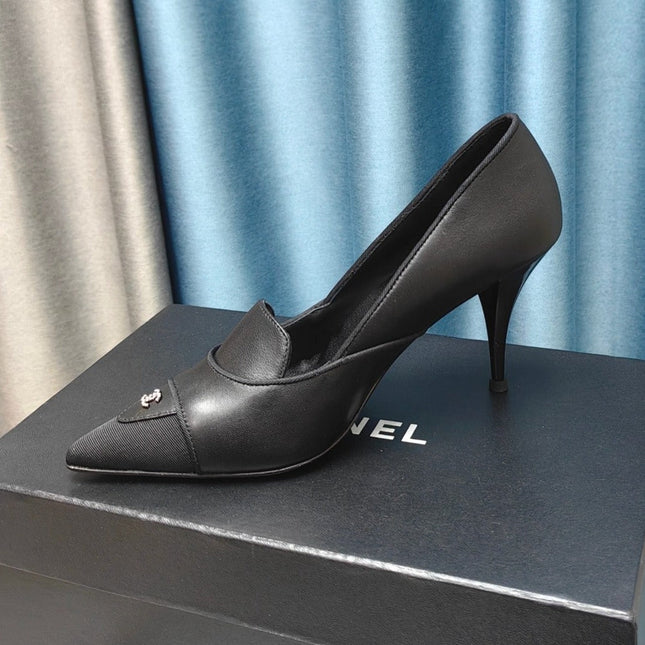 HIGH HEELS IN BLACK SHEEPSKIN