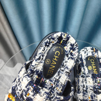 PLATFORM HEELS SANDALS IN BLACK TWEED