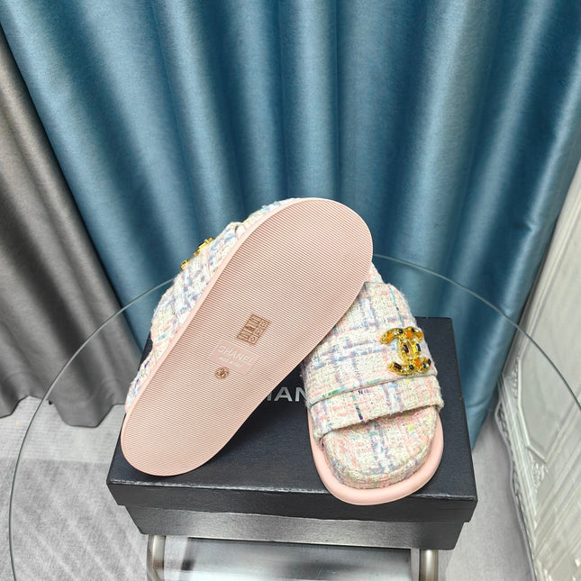 PLATFORM HEELS SANDALS IN LIGHT PINK TWEED