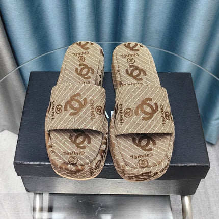 THICK-SOLE SLIPPERS PEANUT BROWN SATIN