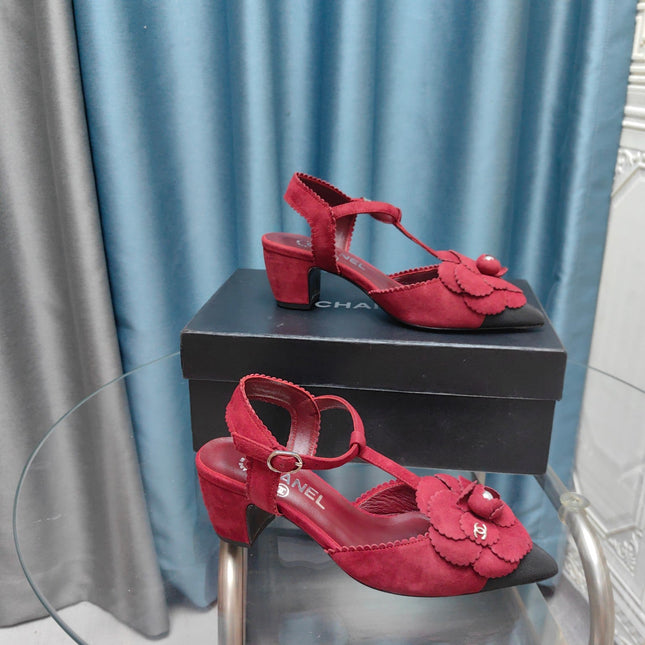 CC CAMELLIA SANDAL IN CHERRY RED SUEDE AND BLACK CALFSKIN WITH FLOWER