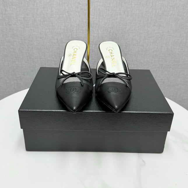 CC HEEL MULES 25S IN BLACK MESH FABRIC AND LAMBSKIN WITH BOW