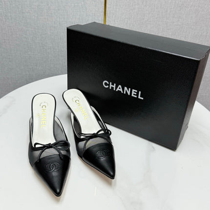 CC HEEL MULES 25S IN BLACK MESH FABRIC AND LAMBSKIN WITH BOW