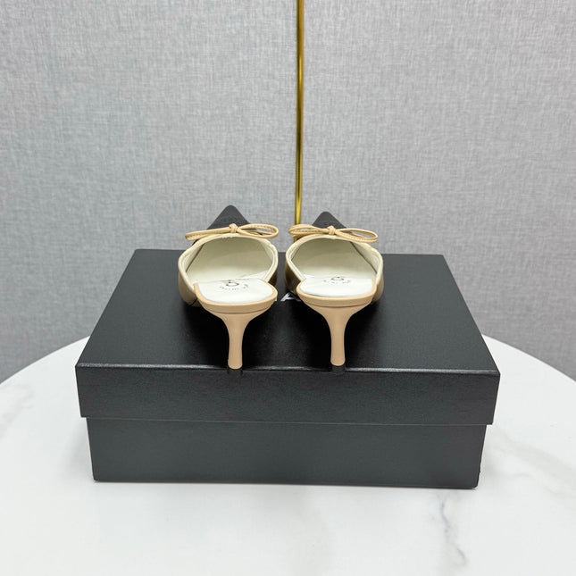 CC HEEL MULES 25S IN BLACK AND BEIGE LAMBSKIN WITH BOW