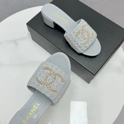 CC HIGH HEEL 25S INDUSTY BLUE GREY FABRIC AND CALFSKIN WITH LOGO