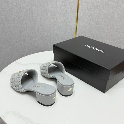 CC HIGH HEEL 25S INDUSTY BLUE GREY FABRIC AND CALFSKIN WITH LOGO