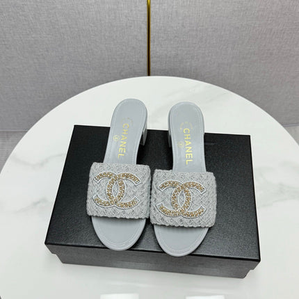 CC HIGH HEEL 25S INDUSTY BLUE GREY FABRIC AND CALFSKIN WITH LOGO