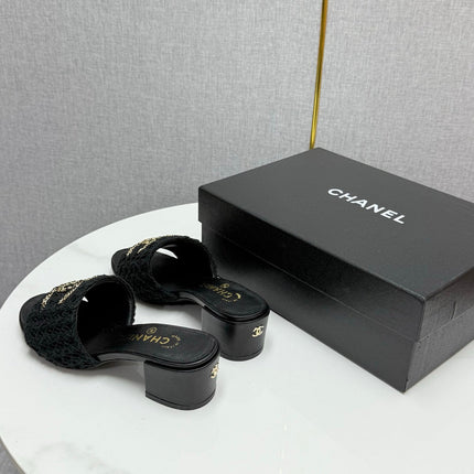 CC HIGH HEEL 25S IN BLACK FABRIC AND CALFSKIN WITH LOGO