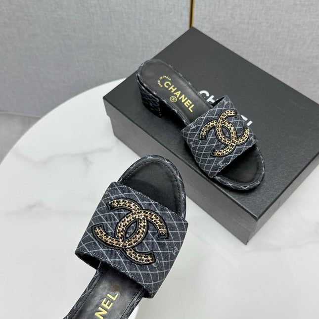 CC HIGH HEEL 25S IN BLACK DENIM STRIPED PATTERN WITH LOGO PRINT