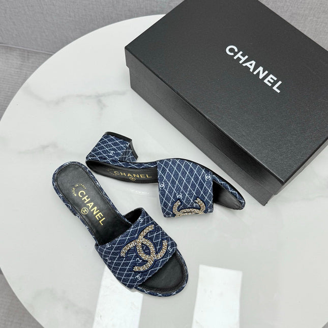 CC HIGH HEEL 25S IN DARK BLUE DENIM STRIPED PATTERN WITH LOGO PRINT