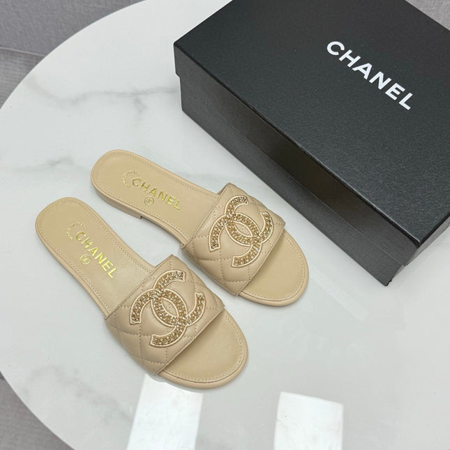 CC SLIDE SANDALS 25S IN BEIGE CALFSKIN WITH LOGO
