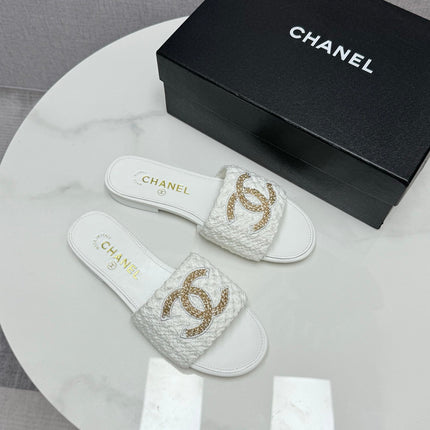 CC SLIDE SANDALS 25S IN WHITE FABRIC AND CALFSKIN WITH LOGO