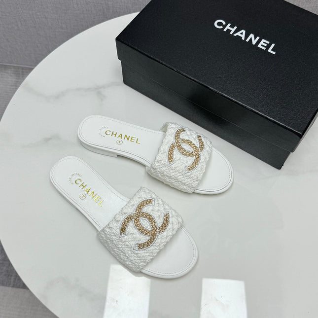 CC SLIDE SANDALS 25S IN WHITE FABRIC AND CALFSKIN WITH LOGO