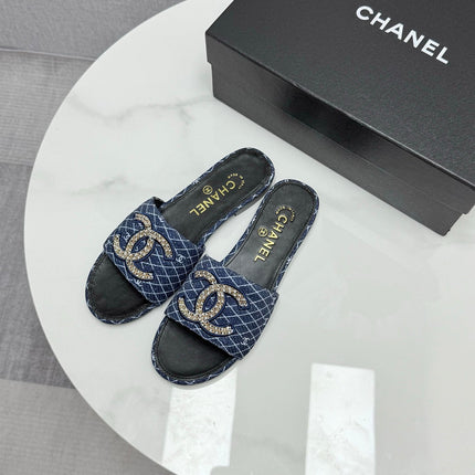 CC SLIDE SANDALS 25S IN DARK BLUE DENIM AND CALFSKIN WITH LOGO