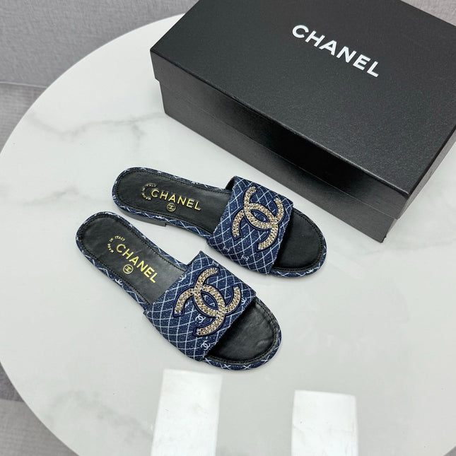 CC SLIDE SANDALS 25S IN DARK BLUE DENIM AND CALFSKIN WITH LOGO