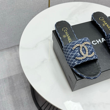 CC SLIDE SANDALS 25S IN DARK BLUE DENIM AND CALFSKIN WITH LOGO