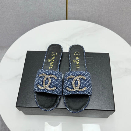 CC SLIDE SANDALS 25S IN DARK BLUE DENIM AND CALFSKIN WITH LOGO