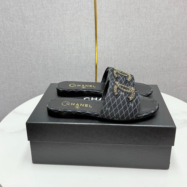 CC SLIDE SANDALS 25S IN BLACK DENIM AND CALFSKIN WITH LOGO