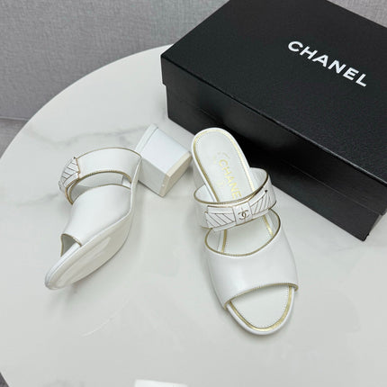 CC DOUBLE-STRAP HEELS 25S IN WHITE CALFSKIN