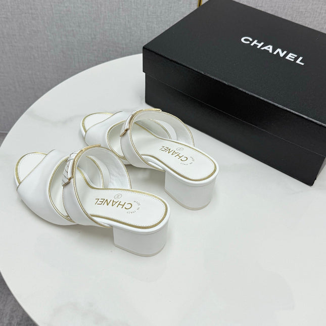 CC DOUBLE-STRAP HEELS 25S IN WHITE CALFSKIN